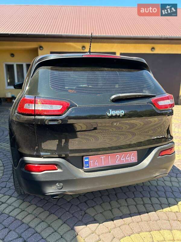 Внедорожник / Кроссовер Jeep Cherokee 2014 в Львове фото 3 Внедорожник / Кроссовер Jeep Cherokee 2014 в Львове