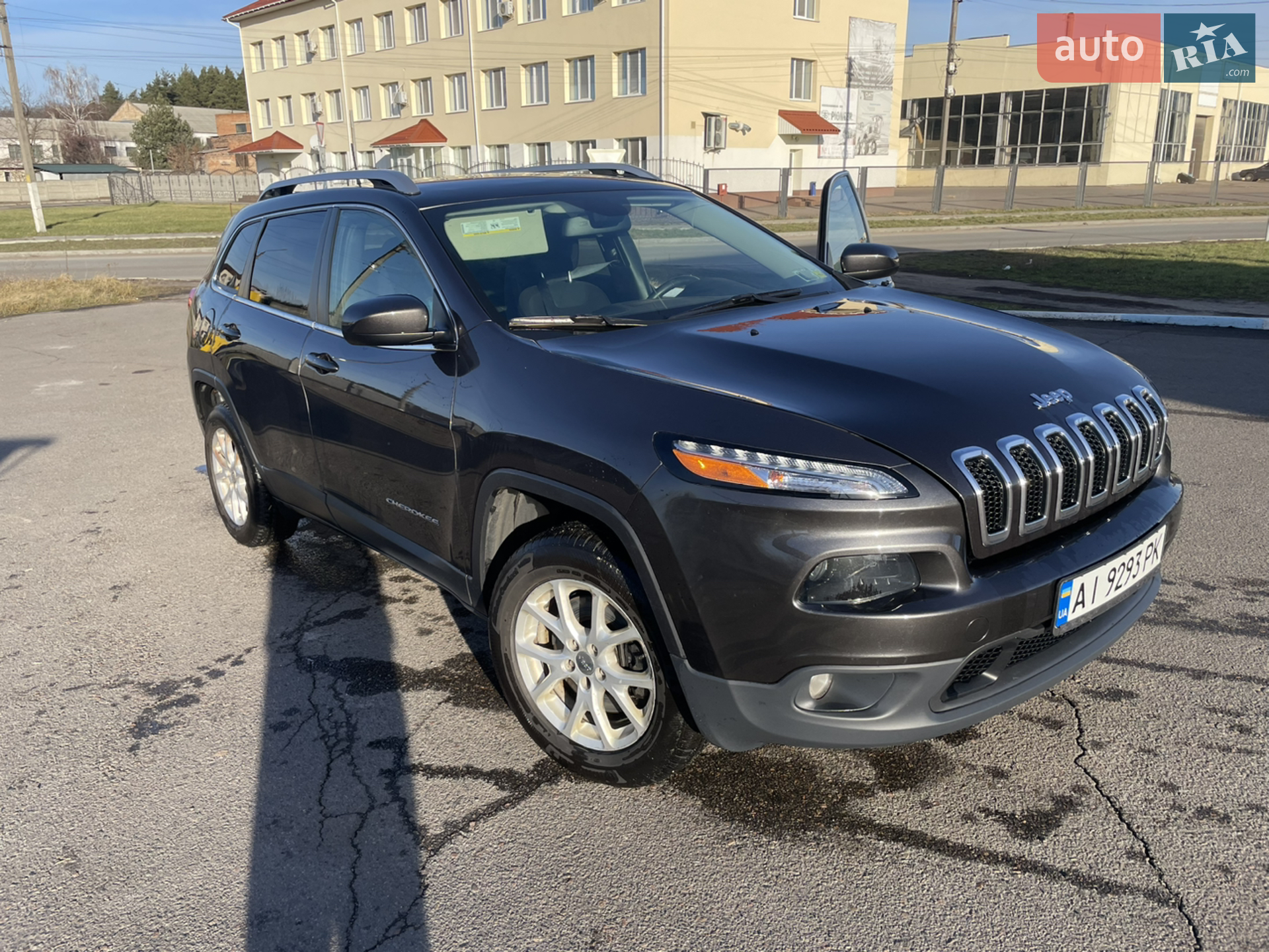 2016 Jeep Cherokee - мініатюра 9