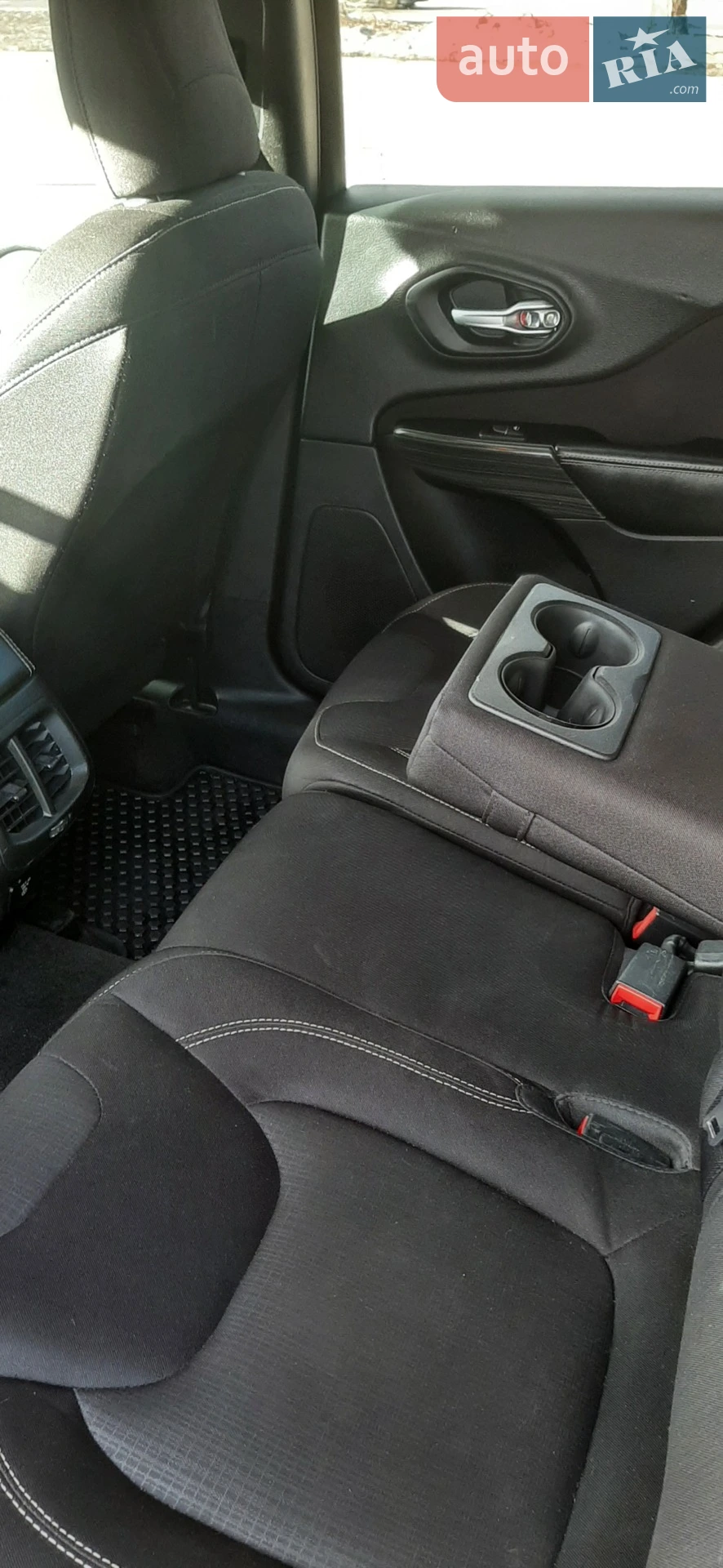 2015 Jeep Cherokee - мініатюра 15