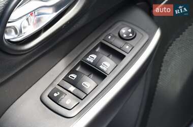 Внедорожник / Кроссовер Jeep Cherokee 2018 в 