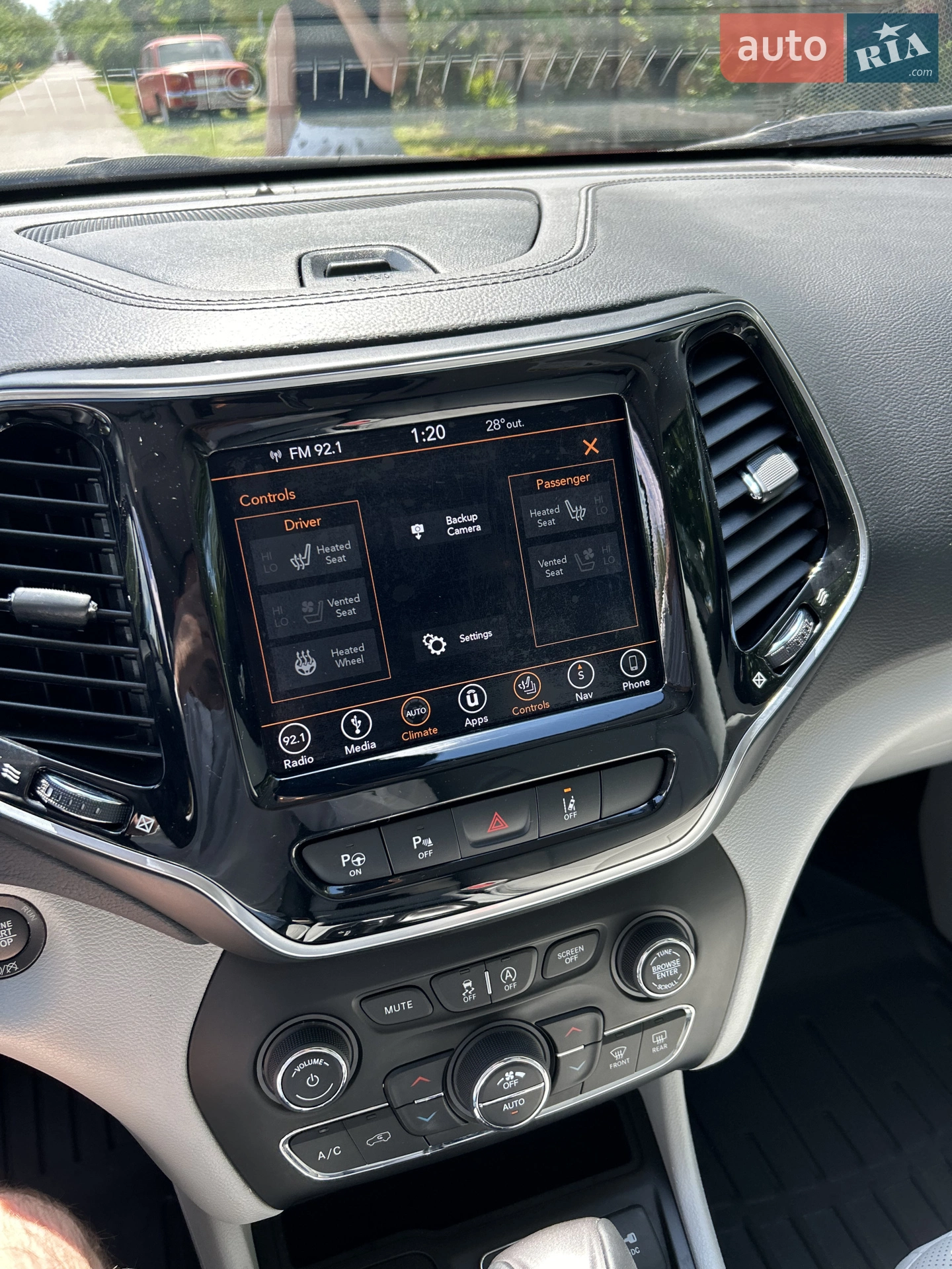 2019 Jeep Cherokee - мініатюра 11