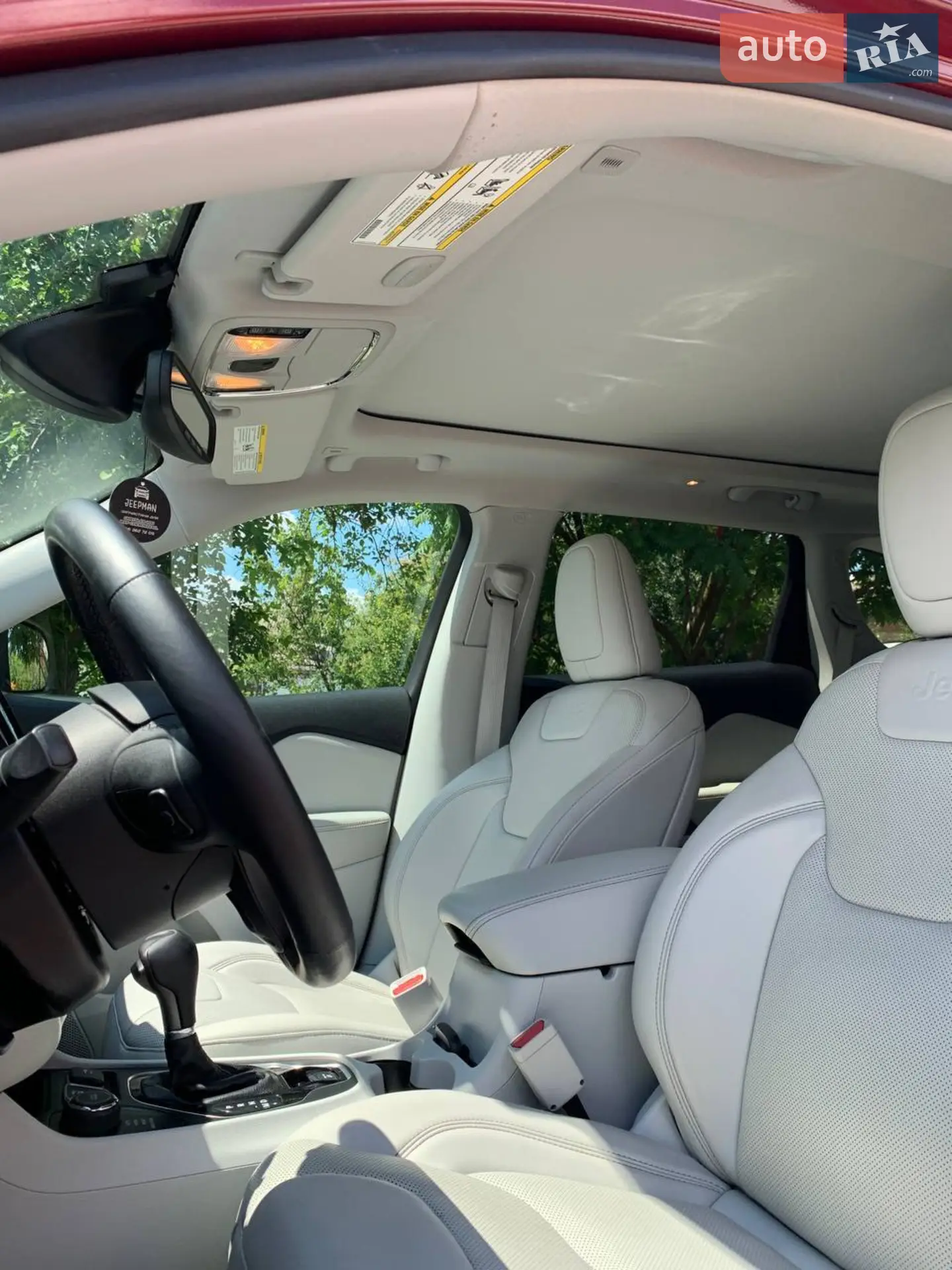 2019 Jeep Cherokee - мініатюра 13