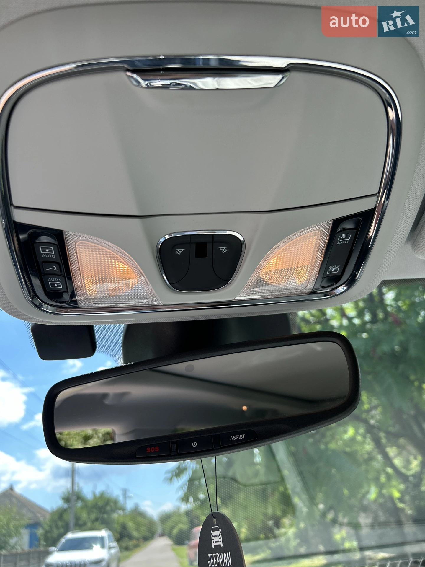 2019 Jeep Cherokee - мініатюра 12