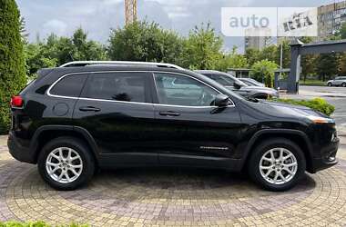 Позашляховик / Кросовер Jeep Cherokee 2016 в Львові