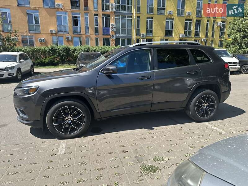 Внедорожник / Кроссовер Jeep Cherokee 2019 в Киеве фото 2 Внедорожник / Кроссовер Jeep Cherokee 2019 в Киеве