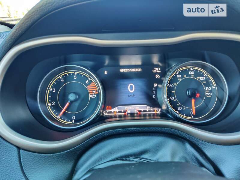 Внедорожник / Кроссовер Jeep Cherokee 2015 в Чернигове