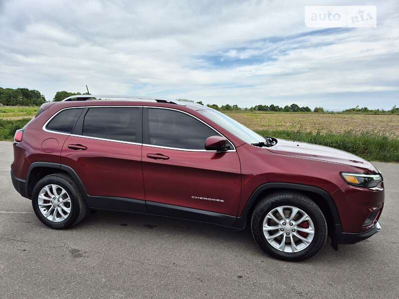 Позашляховик / Кросовер Jeep Cherokee 2018 в Калуші