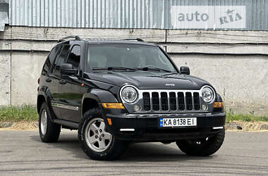 Внедорожник / Кроссовер Jeep Cherokee 2005 в Киеве