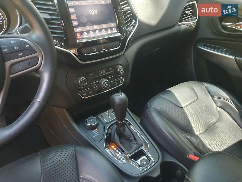 Позашляховик / Кросовер Jeep Cherokee 2018 в Сумах фото 11 Позашляховик / Кросовер Jeep Cherokee 2018 в Сумах