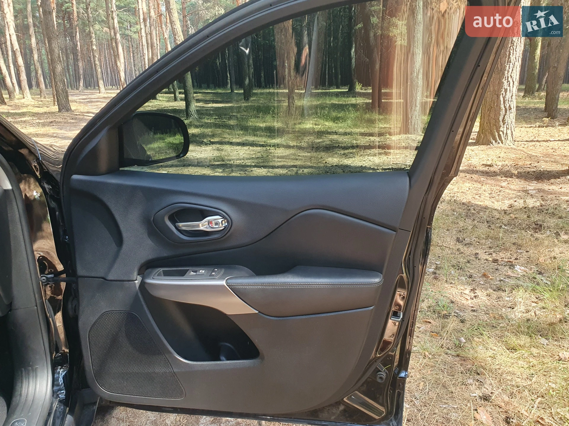 2018 Jeep Cherokee - мініатюра 13