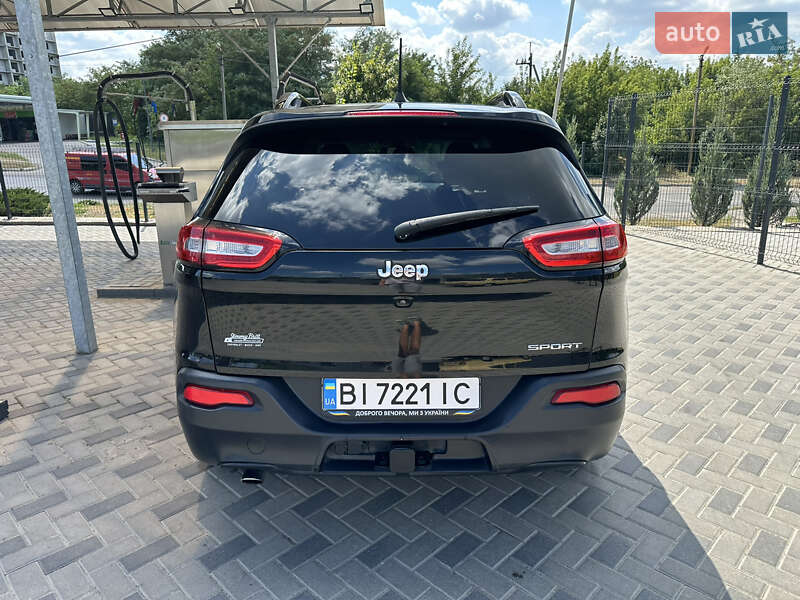 Внедорожник / Кроссовер Jeep Cherokee 2017 в Полтаве
