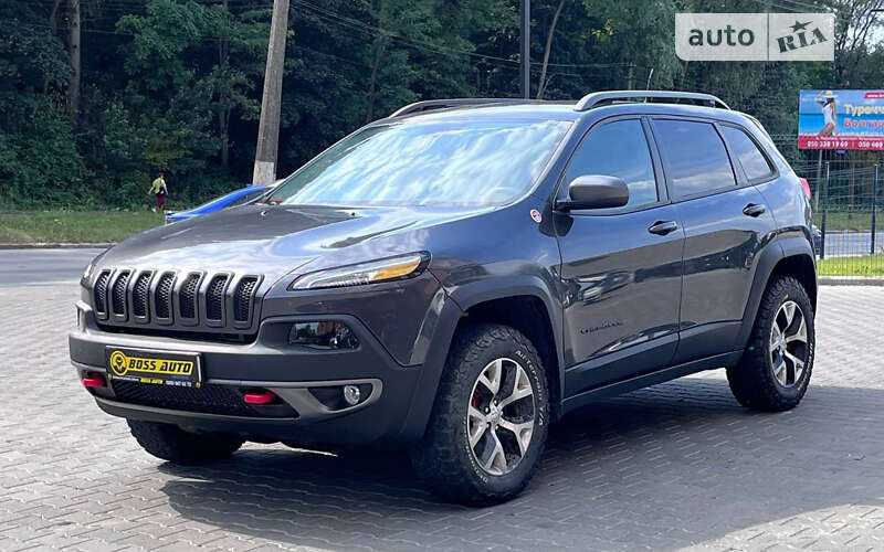 Внедорожник / Кроссовер Jeep Cherokee 2015 в Черновцах фото 3 Внедорожник / Кроссовер Jeep Cherokee 2015 в Черновцах