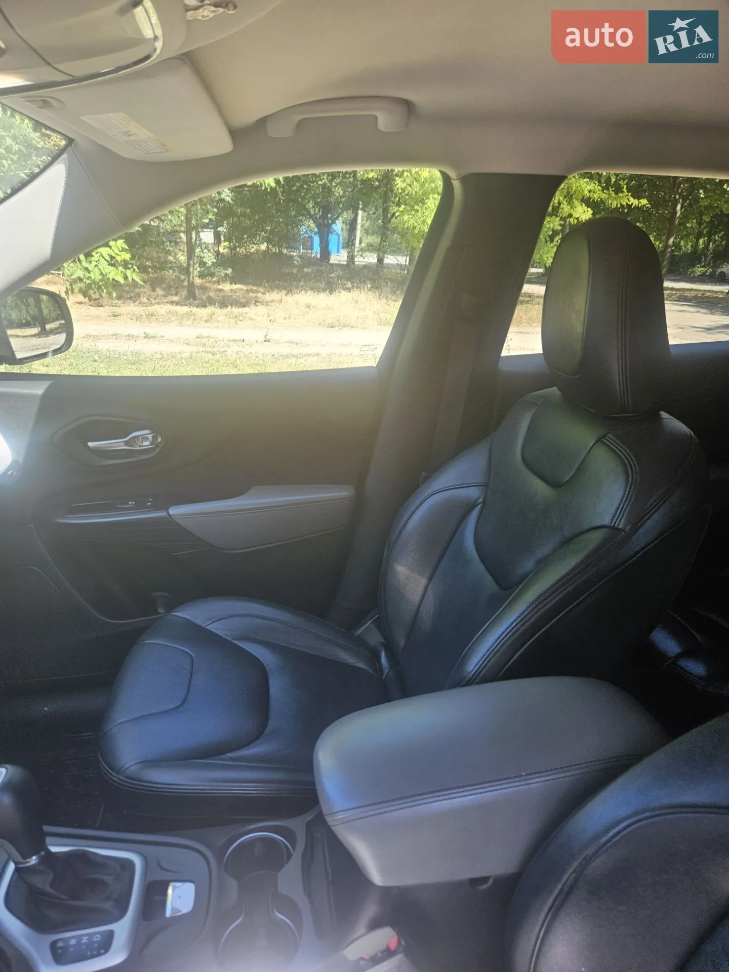 2014 Jeep Cherokee - мініатюра 12
