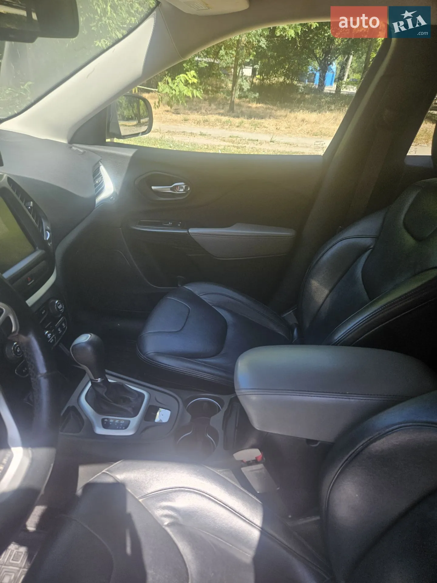 2014 Jeep Cherokee - мініатюра 13