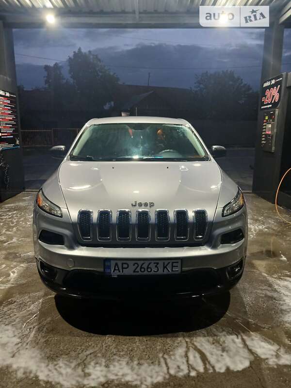 Позашляховик / Кросовер Jeep Cherokee 2014 в Запоріжжі