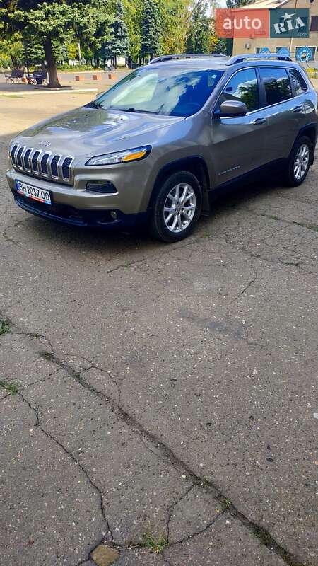 Позашляховик / Кросовер Jeep Cherokee 2016 в Добропіллі