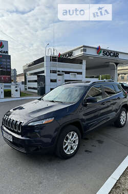 Внедорожник / Кроссовер Jeep Cherokee 2015 в Львове