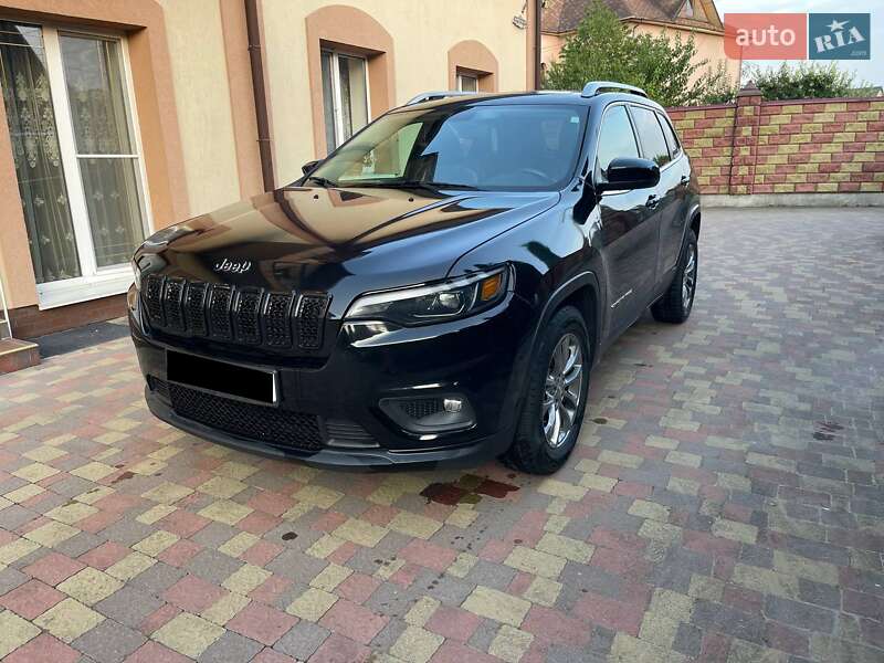 Позашляховик / Кросовер Jeep Cherokee 2019 в Рівному