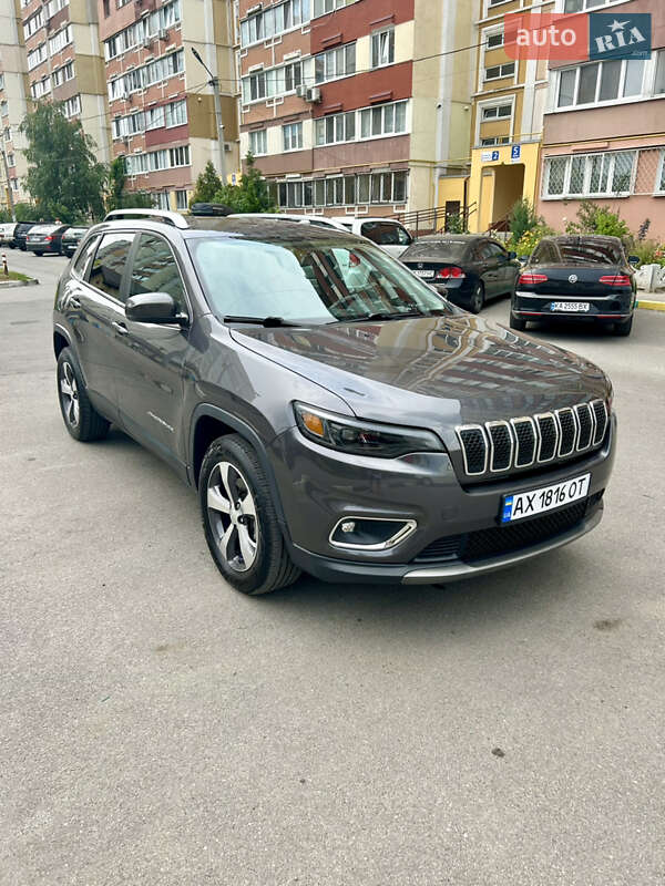 Внедорожник / Кроссовер Jeep Cherokee 2018 в Киеве фото 2 Внедорожник / Кроссовер Jeep Cherokee 2018 в Киеве