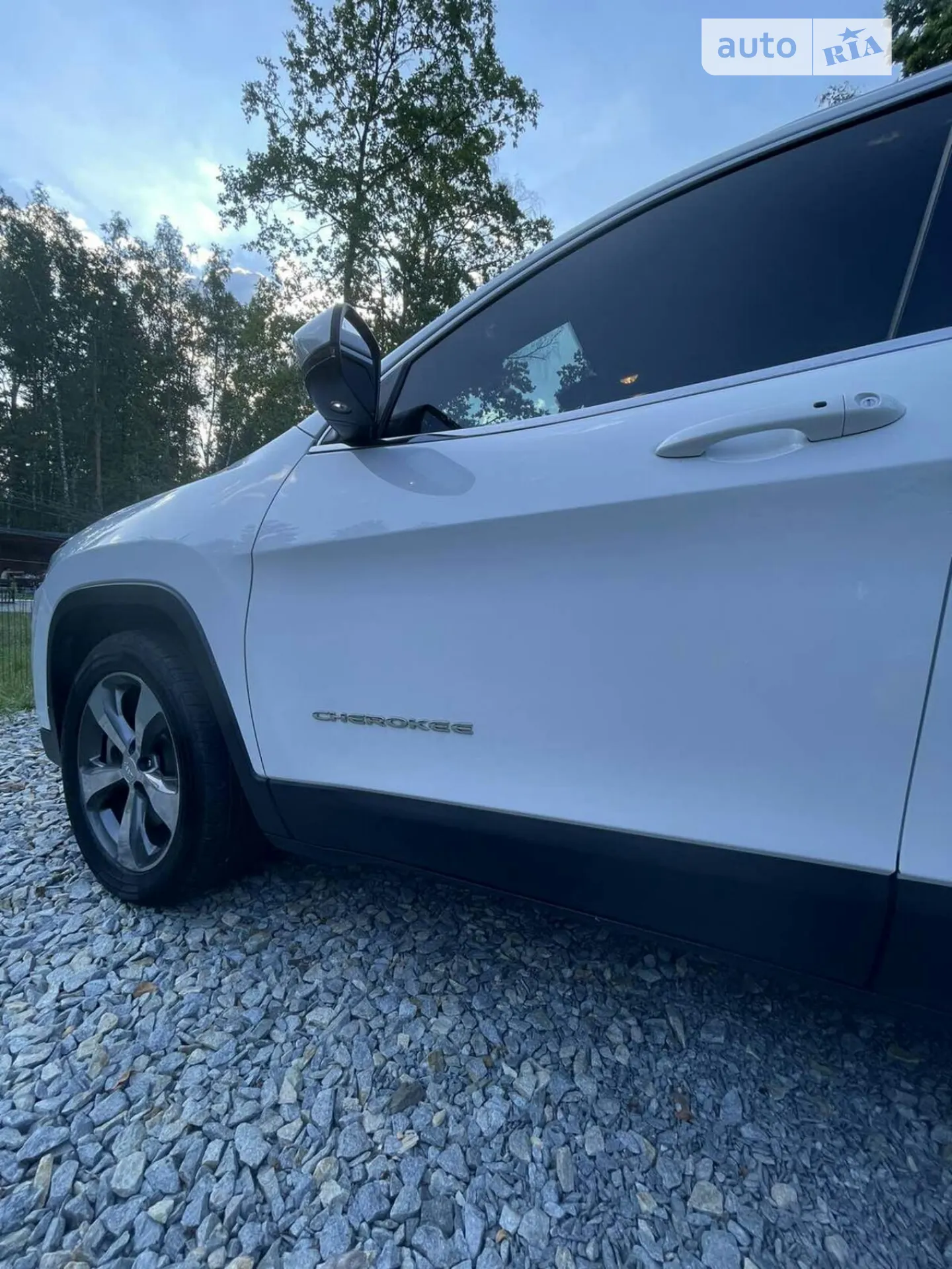 2018 Jeep Cherokee - мініатюра 4