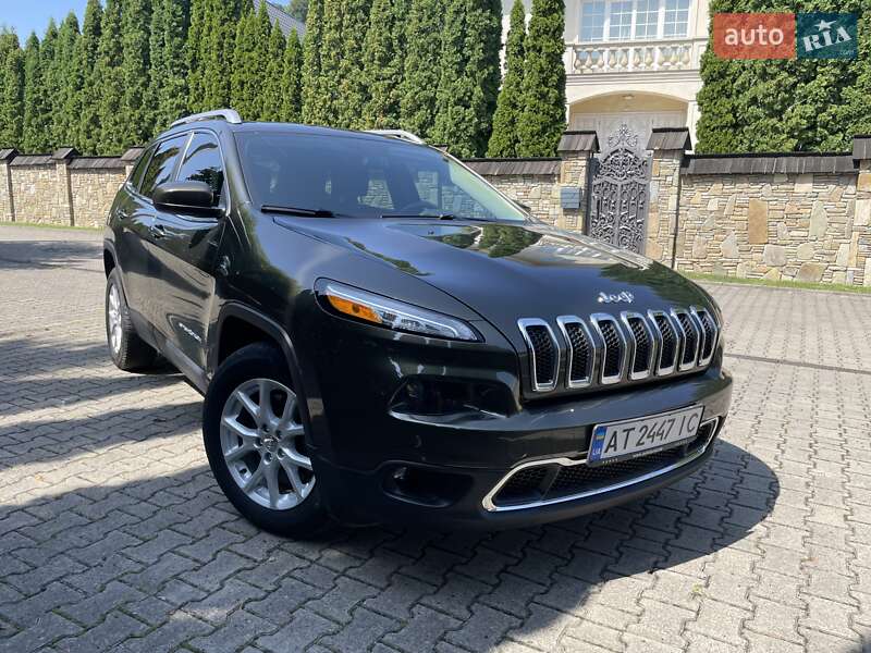 Позашляховик / Кросовер Jeep Cherokee 2014 в Надвірній