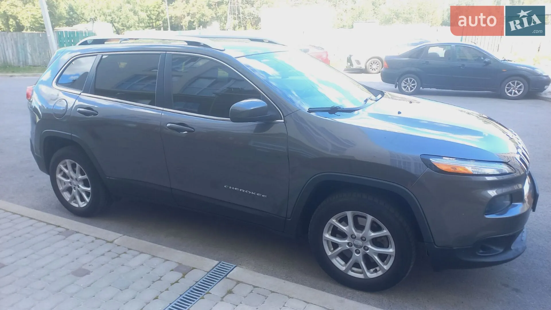 2016 Jeep Cherokee - мініатюра 32