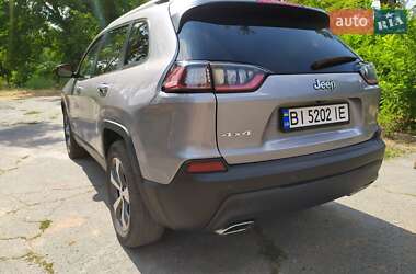 Внедорожник / Кроссовер Jeep Cherokee 2019 в 