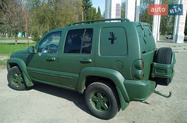 Внедорожник / Кроссовер Jeep Cherokee 2002 в 
