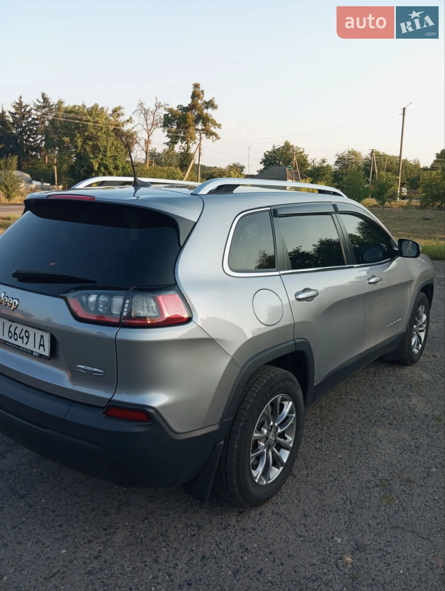 2018 Jeep Cherokee - мініатюра 10