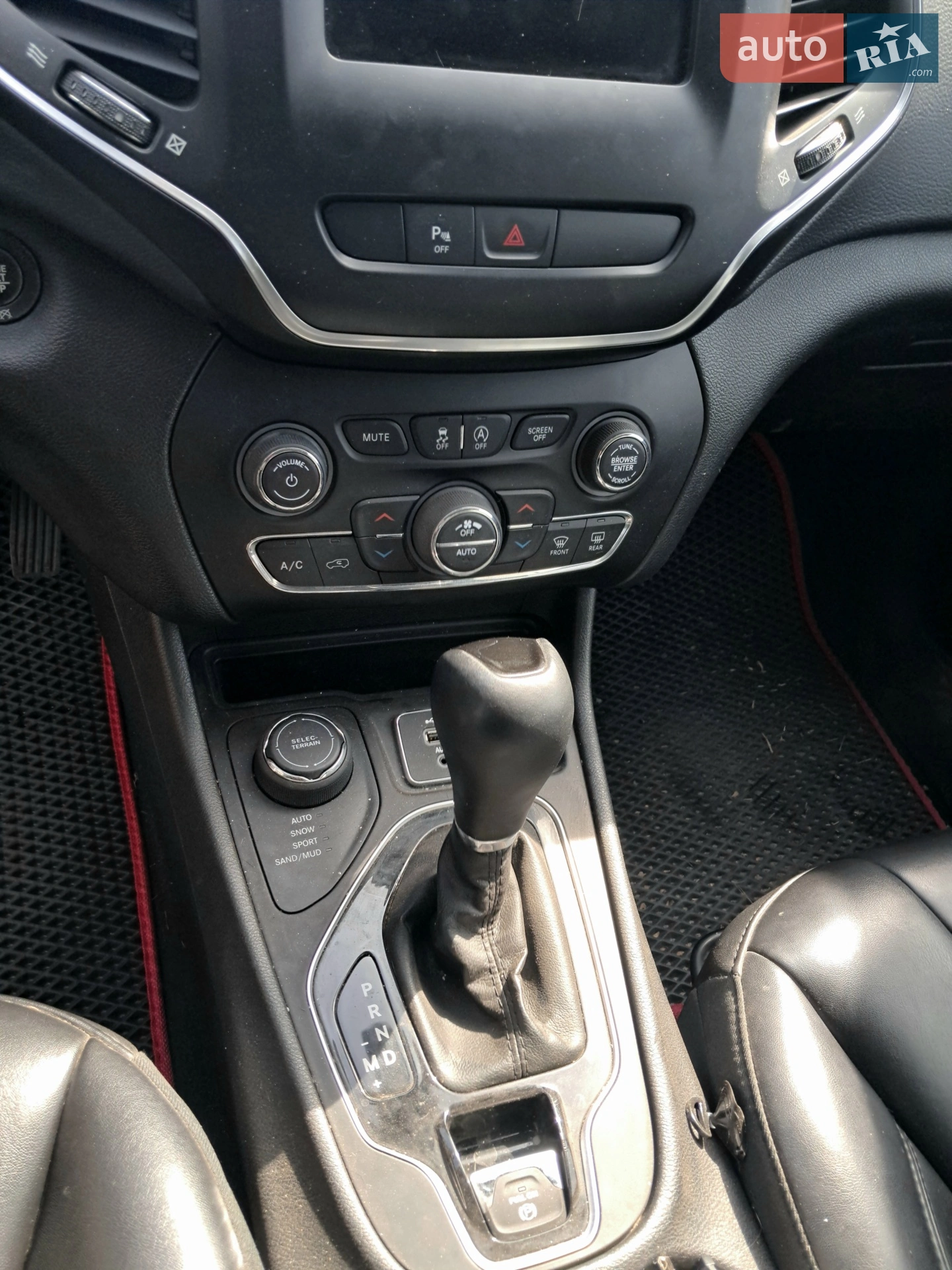 2018 Jeep Cherokee - мініатюра 10