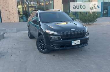 Внедорожник / Кроссовер Jeep Cherokee 2015 в Хмельницком