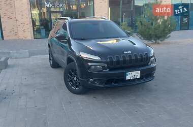 Внедорожник / Кроссовер Jeep Cherokee 2015 в Хмельницком