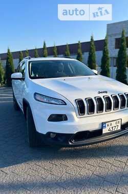 Внедорожник / Кроссовер Jeep Cherokee 2016 в Ивано-Франковске