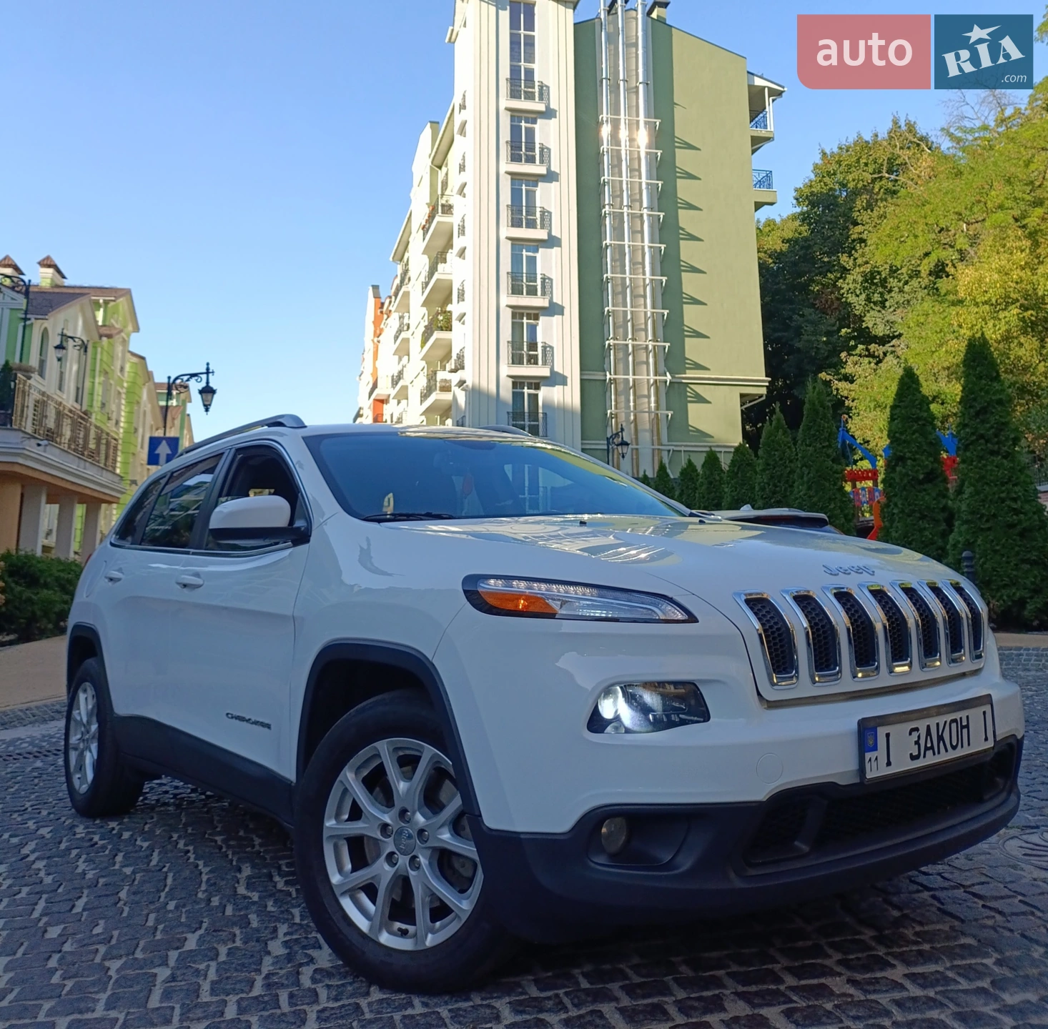 2015 Jeep Cherokee - мініатюра 2