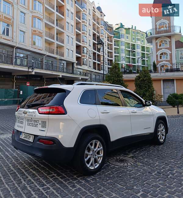 Внедорожник / Кроссовер Jeep Cherokee 2015 в Киеве фото 9 Внедорожник / Кроссовер Jeep Cherokee 2015 в Киеве