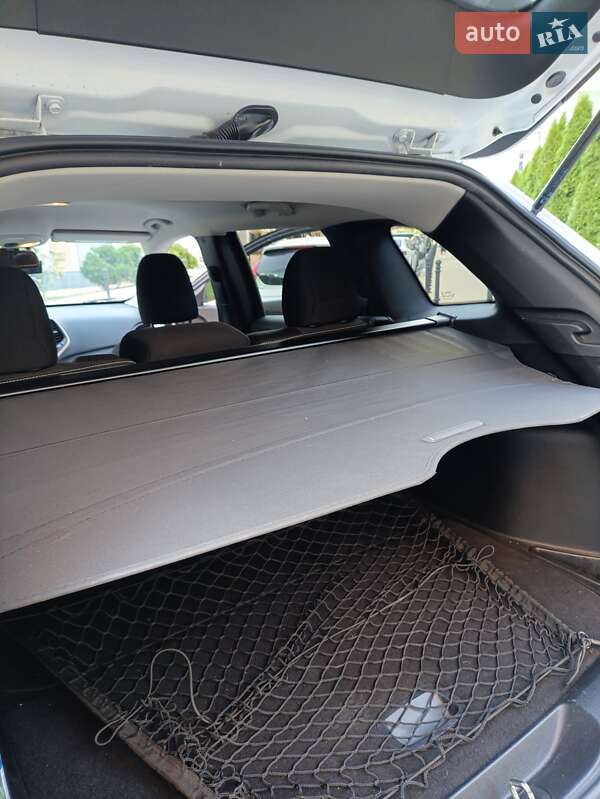 Внедорожник / Кроссовер Jeep Cherokee 2015 в Киеве фото 12 Внедорожник / Кроссовер Jeep Cherokee 2015 в Киеве