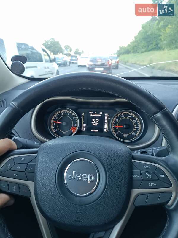 Внедорожник / Кроссовер Jeep Cherokee 2015 в Киеве фото 18 Внедорожник / Кроссовер Jeep Cherokee 2015 в Киеве