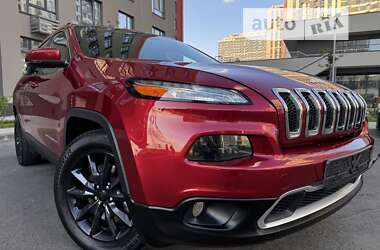 Внедорожник / Кроссовер Jeep Cherokee 2016 в Киеве