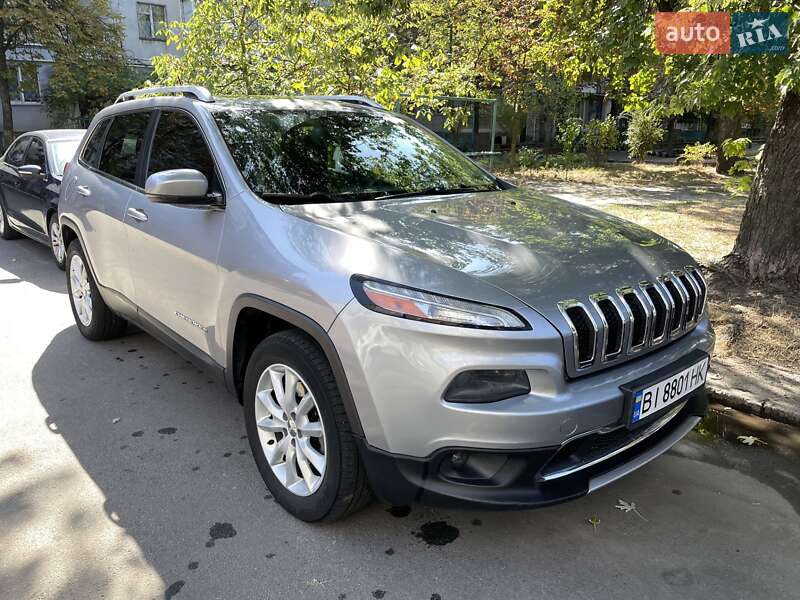 Внедорожник / Кроссовер Jeep Cherokee 2014 в Горишних Плавнях
