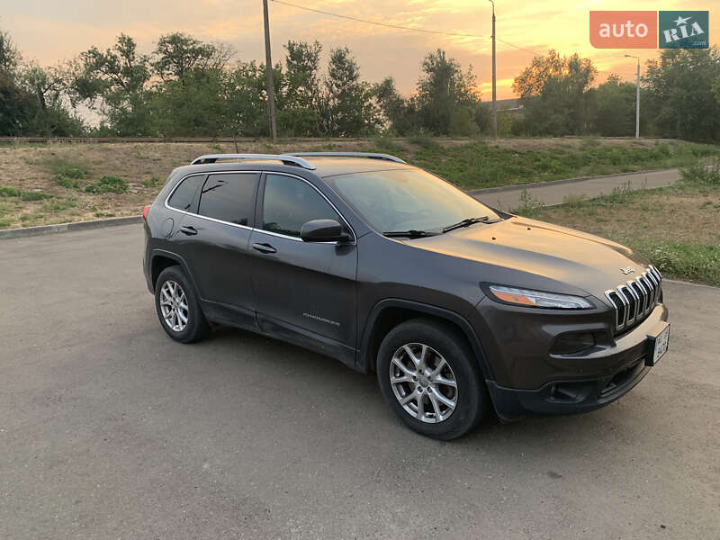 Позашляховик / Кросовер Jeep Cherokee 2016 в Кривому Розі
