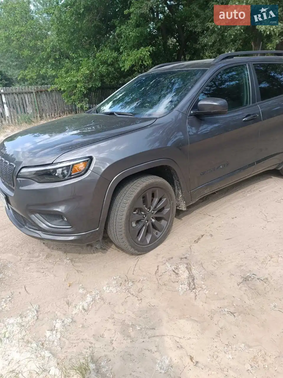 2019 Jeep Cherokee - мініатюра 22