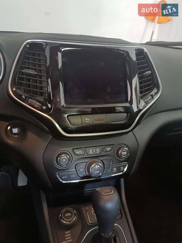 Позашляховик / Кросовер Jeep Cherokee 2018 в Запоріжжі