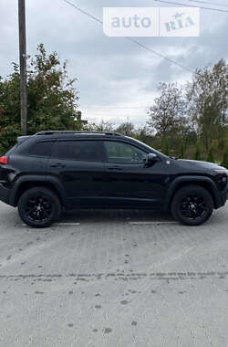 Позашляховик / Кросовер Jeep Cherokee 2014 в Яворові