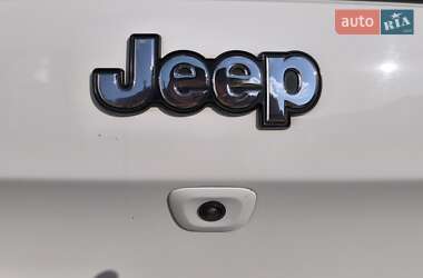 Внедорожник / Кроссовер Jeep Cherokee 2017 в 