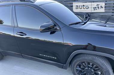 Позашляховик / Кросовер Jeep Cherokee 2019 в Києві