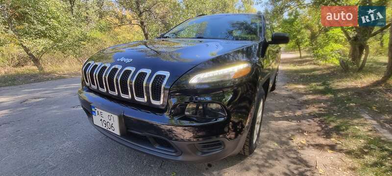 Внедорожник / Кроссовер Jeep Cherokee 2017 в Днепре
