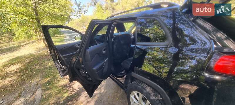 Внедорожник / Кроссовер Jeep Cherokee 2017 в Днепре