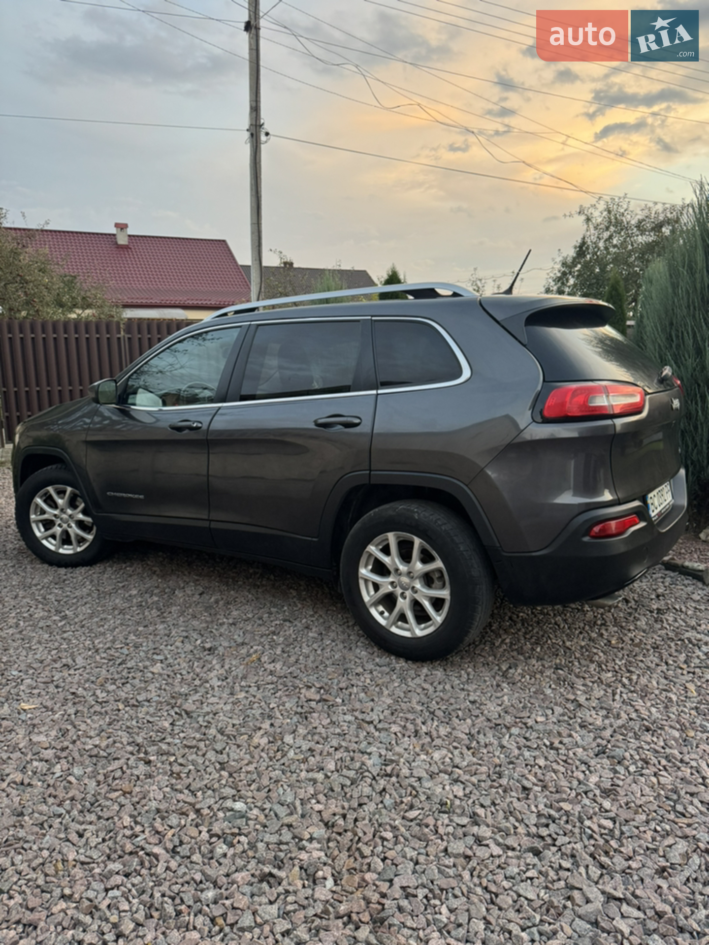 2015 Jeep Cherokee - мініатюра 13