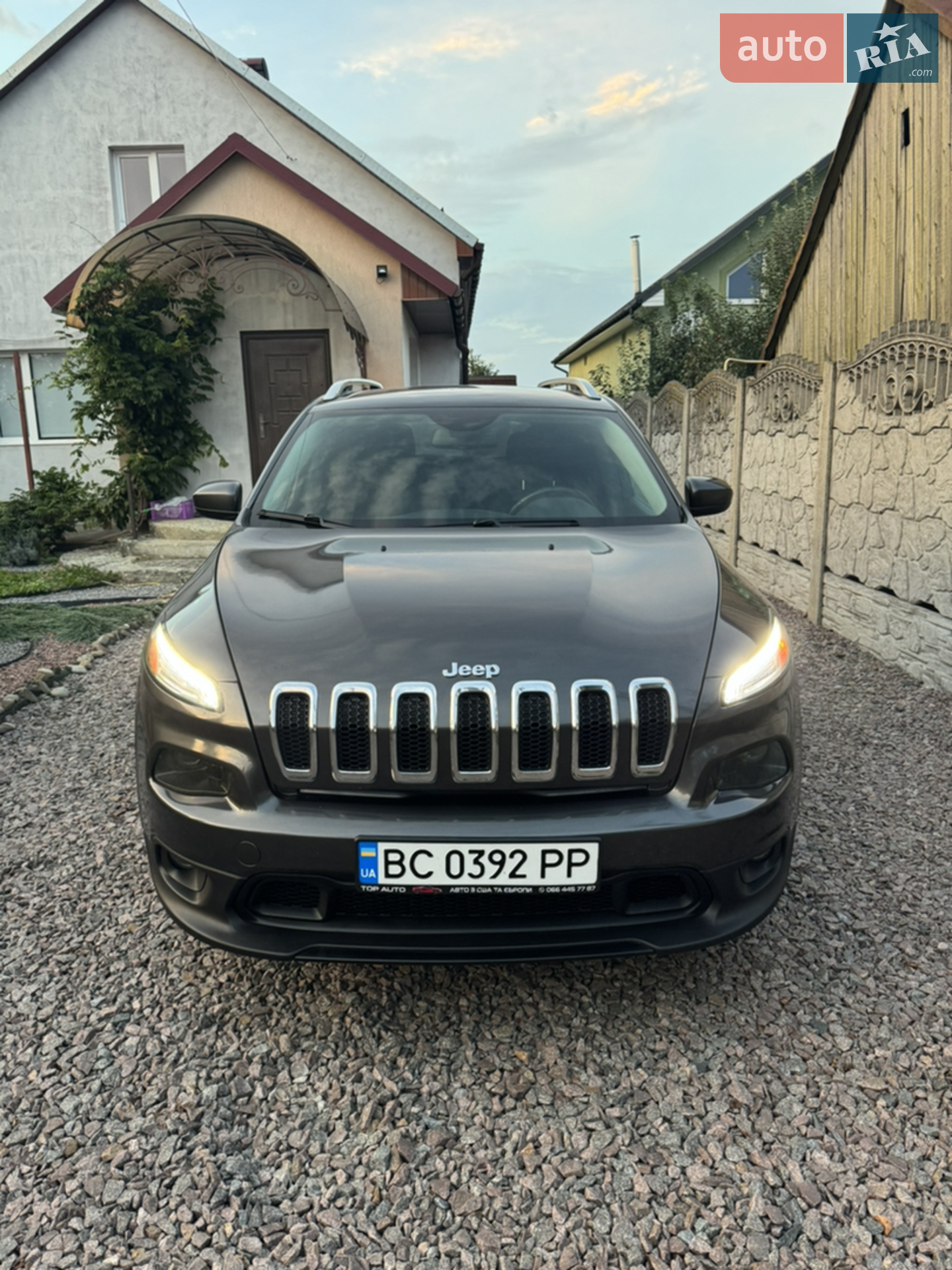 2015 Jeep Cherokee - мініатюра 16