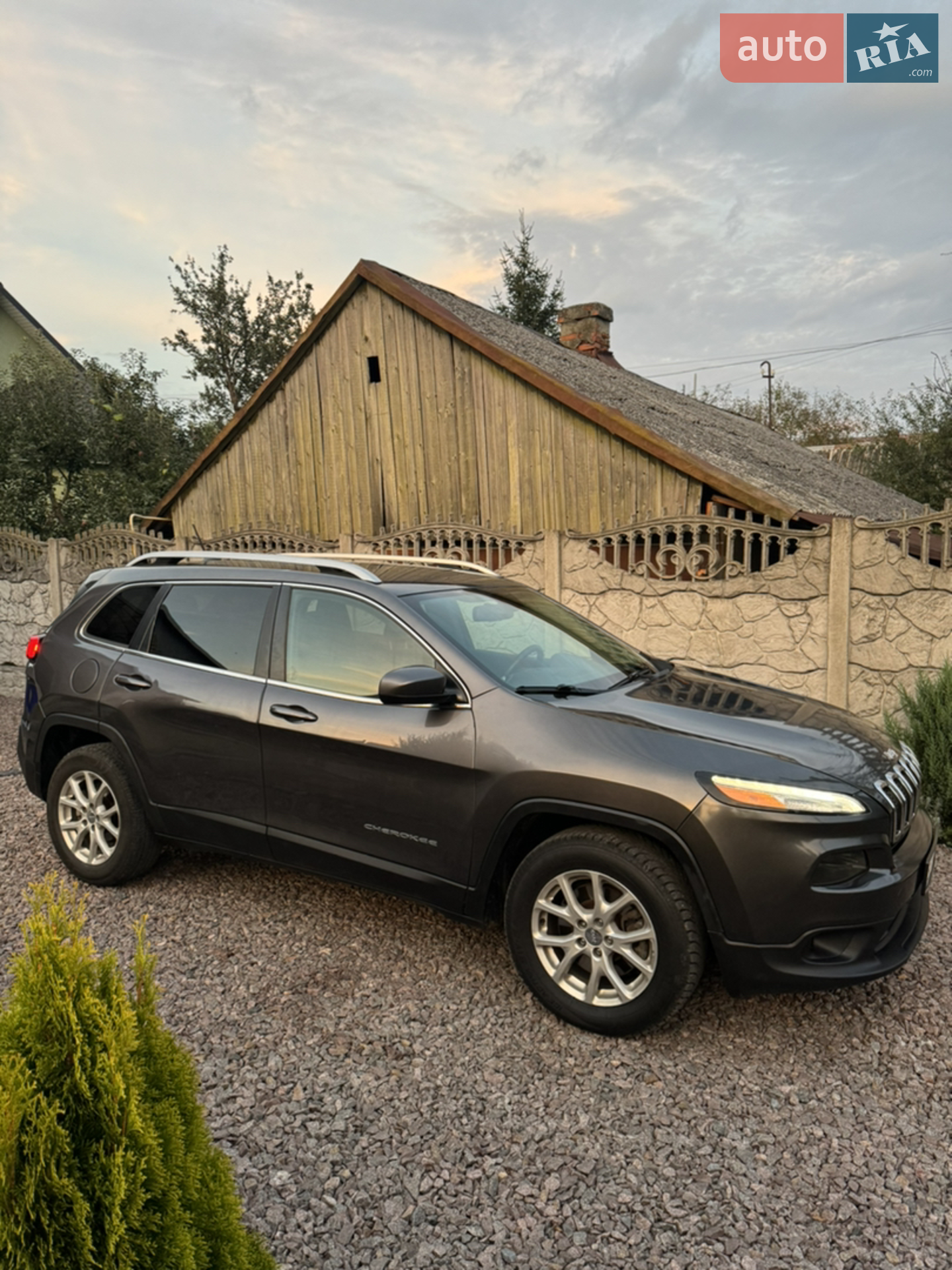 2015 Jeep Cherokee - мініатюра 25